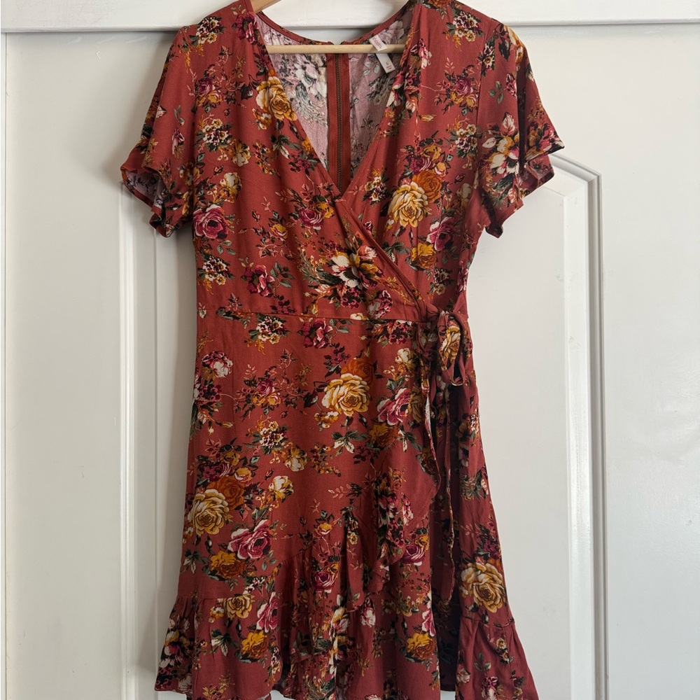 Xhilaration Rust Floral Wrap Mini Dress - Picture 9 of 9